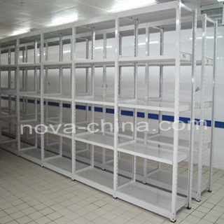 Racking baja tugas menengah dengan serbaguna
